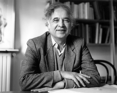 Serge Moscovici (1925-2014), French social psychologist and historian of sciences, in 1988 (photo).