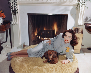 Joan Crawford In The 40'S Hollywood U.S.A.