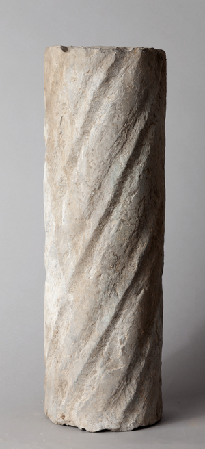 Cathedral collection. Fragment of a column. Stone. From the Museum of History and Archeology of Tournai (musée d'histoire et d'archéologie de Tournai). Probably from the ancient cloistre of the cathedral. Second half 12th century.