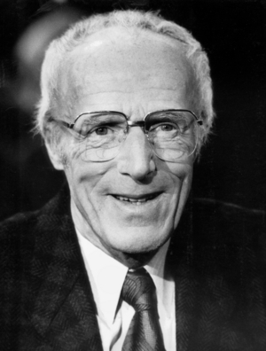 Dr. jur. Manfred Koehnlechner, 1985 (photo)