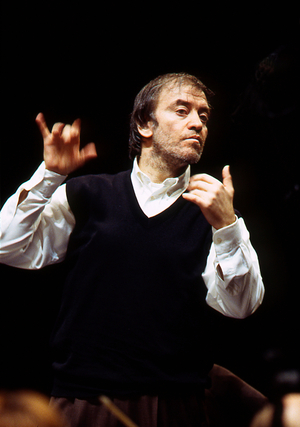 Valery Gergiev conducting the Orchestre de Paris at the Théâtre du Châtelet, Paris, France - December 2004.  Russian conductor, b. 2 May 1953
