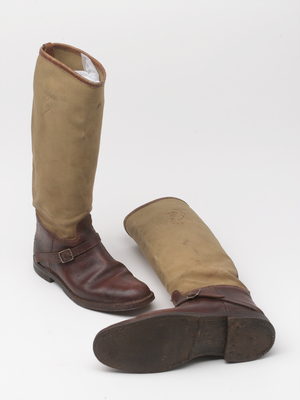 Officers field boots, 1917 circa (leather)
