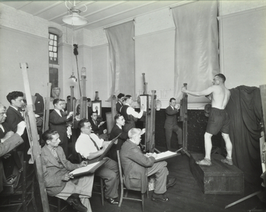 Bethnal Green Evening Institute: a life drawing class, 1933 (b/w photo)