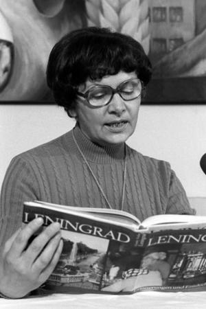 Writer Charlotte Koschut during a reading as part of Aktion - Schriftsteller..., 1982 (photo)