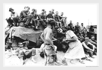 Red Cross Worker in Vietnam with Soldiers 1970 (photo)