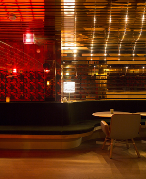 Le Bel Air, Bar in the Maison de la Radio, Paris, France (photo)