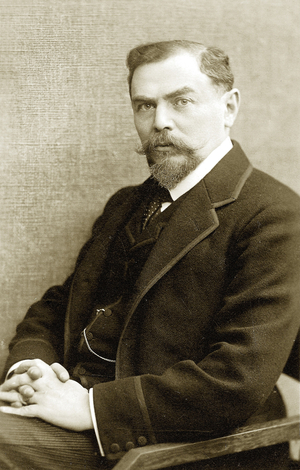 Alfred Hermann Fried (b/w photo)