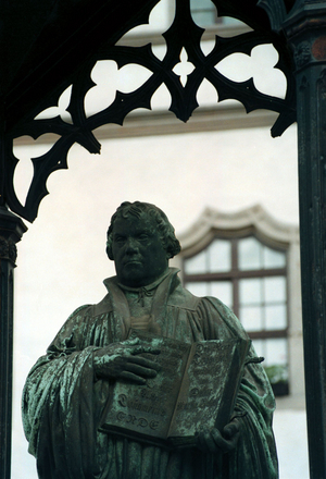 Cranachhof Market 4, 1998 (photo)