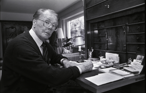 Retired General Johannes Steinhoff, 1989 (photo)