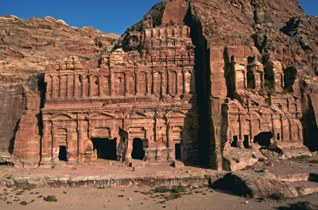 Petra's so called Palace Tomb, Jordan 2008 (photo)