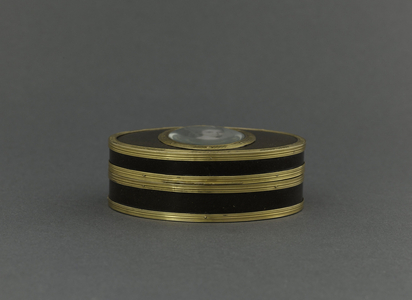 Box, circa 1775 (tortoiseshell, gold, watercolor, gouache, ivory)