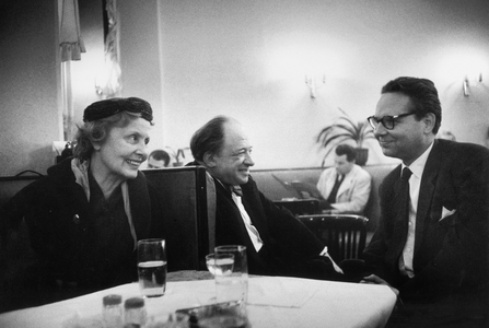 Actors Helene Thimig and …, 1954 (photo)