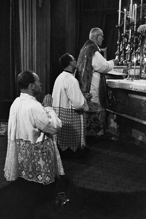 Mass in St. Stephen's Cathedral, Vienna ..., 1953 (photo)