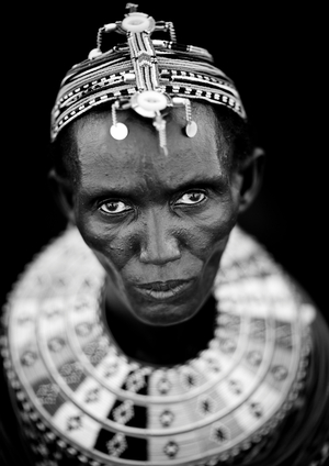 Portrait of an el molo tribeswoman, Turkana lake, Loiyangalani, Kenya, Africa (photo)