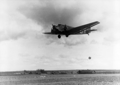 II. WK, German Air Force, 1943 (photo)