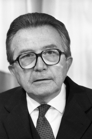 Prime Minister Giulio Andreotti (Italian head of government 1972-1973, 1976-1979 and 1989-1992)..., 1991 (photo)