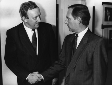 Manfred Preuss and Wolfgang Schaeuble, 1990 (photo)