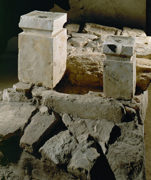 Holy of Holies in the temple of Arad