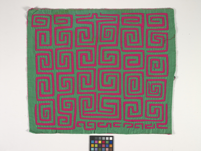 Shirt Panel (Mola) (photo)