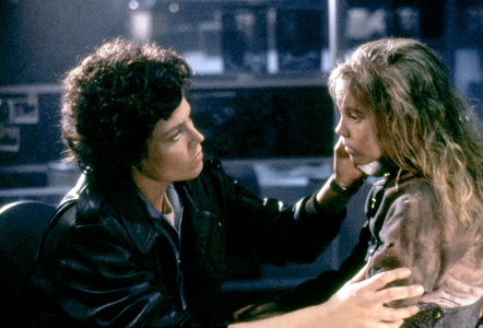 Aliens by James Cameron, 1986