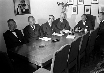 Vestfossen 19670906 Vestfos Cellulose was to be closed down, and all the …, 1967 (photo)
