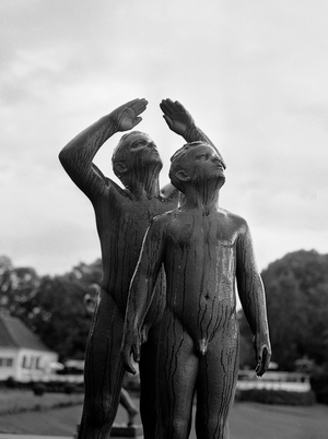 Oslo July 1964 Vigelandsparken in rainy weather. Two Vigelands sculptures staring up at the rain …, 1964 (photo)