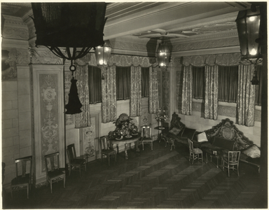 Hotel Sulgrave, 67th Street and Park Avenue. Interior view of ballroom, New York, USA, c.1920-38 (gelatin silver photo)