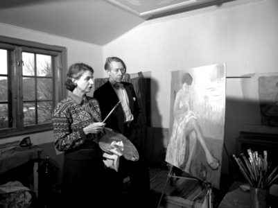 19530606. Composer Harald Sæverud in his home on "Siljustøl". Here we see him with …, 1953 (photo)