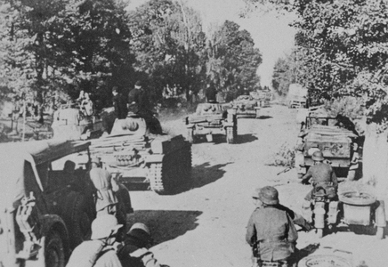 A column of German tanks on the Eastern Front 1941 (b/w photo)