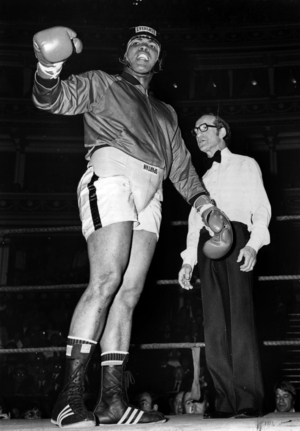The Boxer Mohammed Ali (Cassius Clay) on The Ring, 70'S (b/w photo)