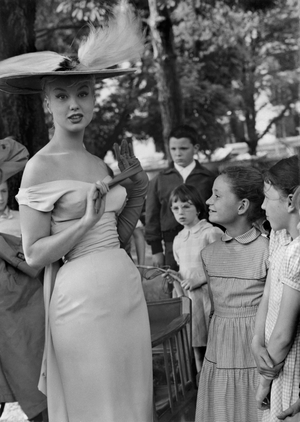 Mylene Demongeot Wears A Decolletee Dress And A Great Eigrettes Capeline On June 9, 1958 (b/w photo)