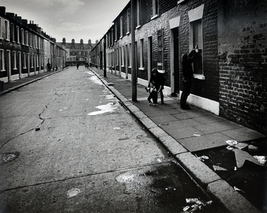 Sanctuary, behind boarded windows & barricades? Falls. Belfast. 1969 (photo)