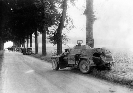 German convoy in France, 1940 (b/w photo)