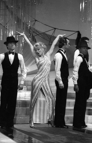 Karen Cheryl on the TV show number 1, 1980 (photo)
