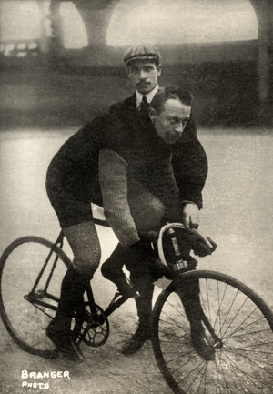 Portrait of the Belgian cyclist Julian Van Der Born ( 1872 , ? ) (photograph)
