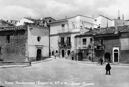 Pietra Montecorvino, Foggia, Largo Rosario (postcard)