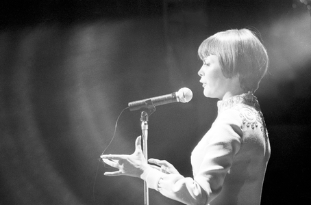 Mireille Mathieu