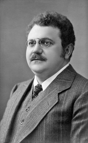 Walter Soomer - portrait for German bass baritone