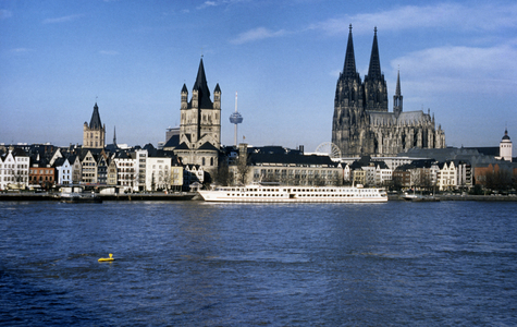 Rhine shore in Cologne, 1990 (photo)