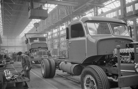 Krupp industries: Alfried Krupp was sentenced to a prison term by an Allied Court for the family's involvement in the Nazi war-effort ..., 1955 (photo)