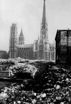 II. WK - Western Front - Rouen, 1940 (photo)