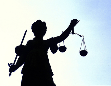 Justitia in front of the Römer in Frankfurt, 1998 (photo)