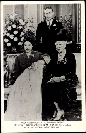 Ak Four Generations at Buckingham Palace,Prinzessin Elizabeth,Charles,Queen Mary  (b/w photo)