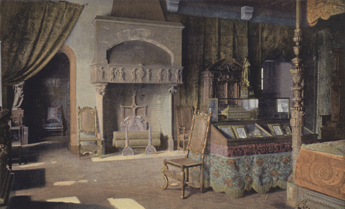 Paris, Musee de Cluny, salle Francois Premier (colour photo)