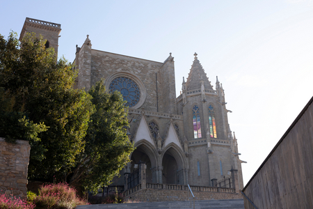 Cathedral (Col·legiata Basílica de Santa Maria). Exterior (photo)