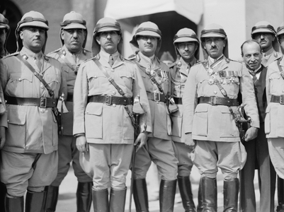 British officers at a palace in Baghdad, Iraq, 1932 (b/w photo)