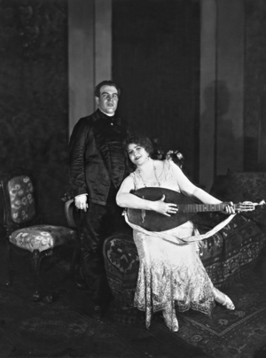 Richard Tauber and Lotte Lehmann in a performance of the opera 'Die Tote Stadt' (The Dead City) by Erich Wolfgang Korngold in the Berlin Staatsoper, 1924 (b/w photo)