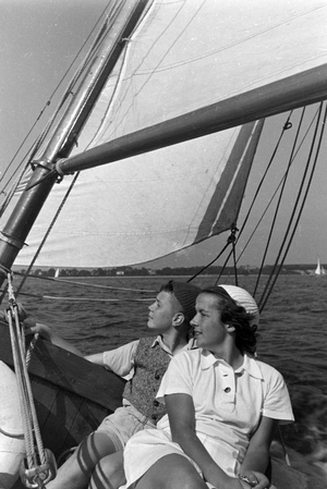 A summer day at the Baltic Sea, Germany 1930s (b/w photo)