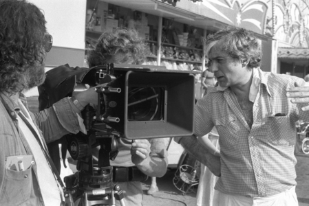 Horten 19830710. Artist Wenche Myhre with the match Janitsjar on a summer tour in Lystlunden in Horten …, 1983 (photo)
