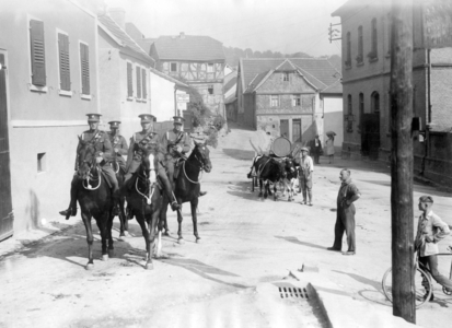 British cavalrymen in Frauenstein, 1929